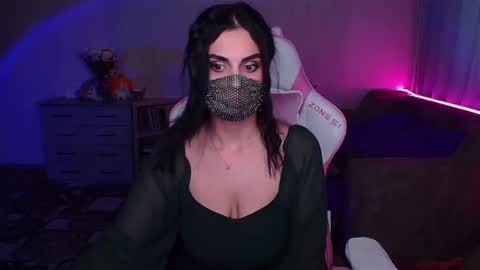 Snapshot of ashley__cooper__ chatting on February 2025 07:32:02 AM Yasmina online show from February 2025 07:32:02 AM