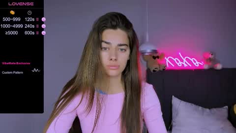 Snapshot of ashley__jess chatting on November 2025 06:18:01 PM Ashley online show from November 2025 06:18:01 PM