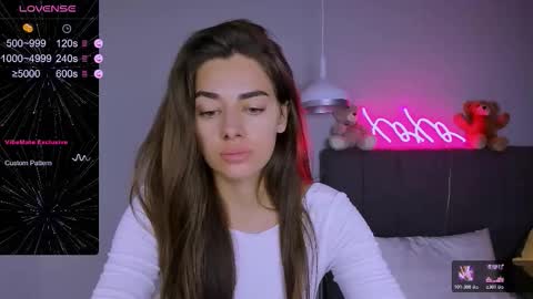 Snapshot of ashley__jess chatting on November 2025 05:04:01 PM Ashley online show from November 2025 05:04:01 PM