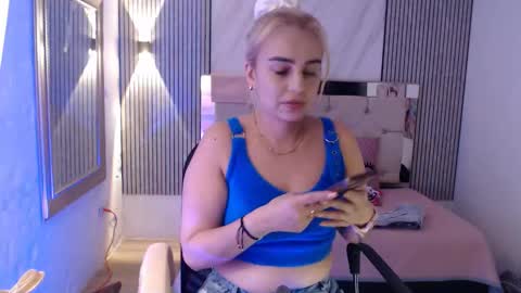 ashley__tylor online show from February 2026 03:07:02 AM