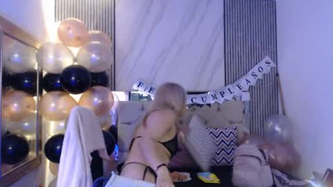 ashley__tylor online show from April 2026 10:12:02 PM