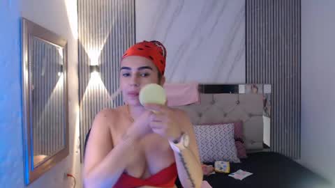 ashley__tylor online show from May 2026 08:36:01 PM