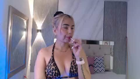 ashley__tylor online show from June 2026 05:17:02 PM