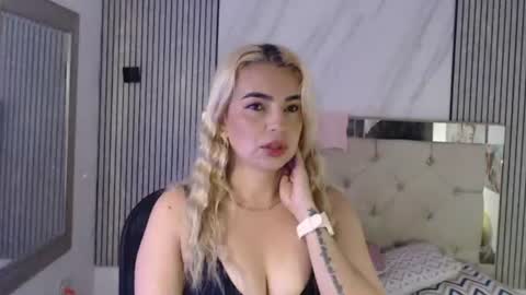 ashley__tylor online show from June 2026 03:49:02 PM