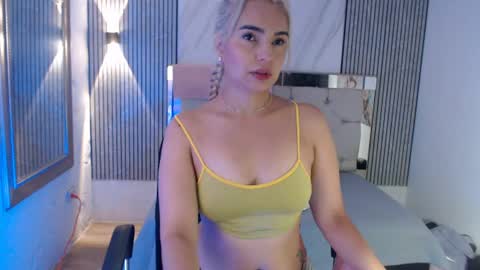 ashley__tylor online show from July 2026 04:20:01 PM