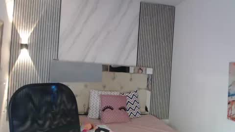 ashley__tylor online show from August 2026 11:45:01 AM