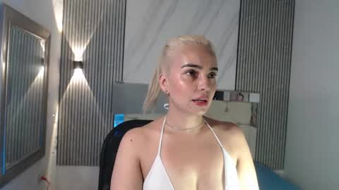 ashley__tylor online show from August 2026 07:16:01 PM