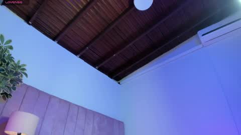 ashley_beaomunt online show from May 2026 12:57:02 PM