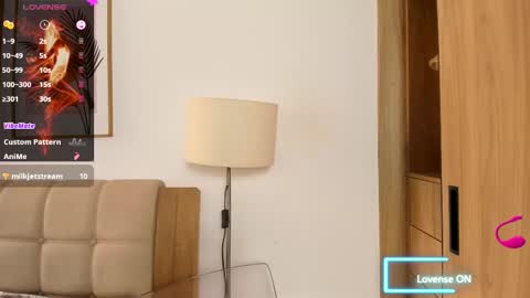 Soy Ash online show from November 2025 02:11:01 PM