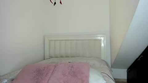 ashley_blair online show from June 2026 06:42:01 PM