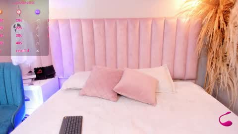 Ashley online show from October 2025 08:14:02 PM