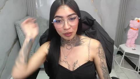 ashley_blum_v online show from November 2025 08:42:02 PM
