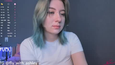 ashley_fly online show from November 2025 05:44:01 AM