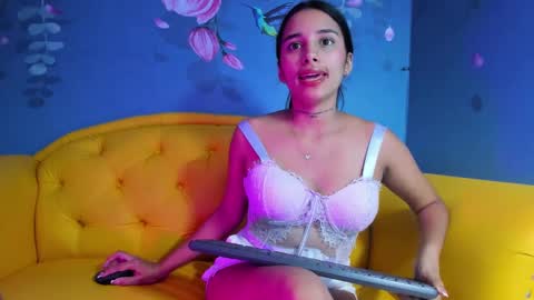 Snapshot of ashley_fresita chatting on January 2025 03:42:01 AM ASHLEY online show from January 2025 03:42:01 AM