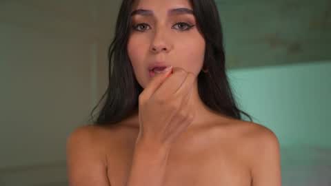 Snapshot of ashley_jones9 chatting on April 2026 02:48:02 PM Jessie 40off soy jessie1 online show from April 2026 02:48:02 PM
