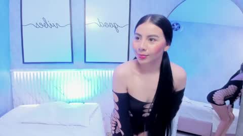 Snapshot of ashley_lee4u chatting on May 2026 11:01:04 PM ASHLEY online show from May 2026 11:01:04 PM