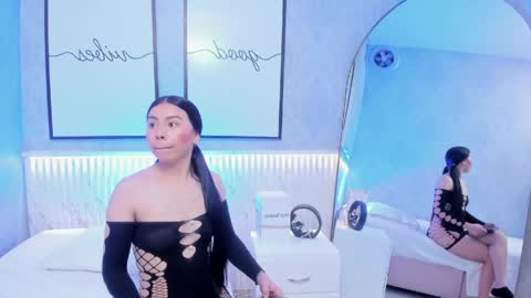 Snapshot of ashley_lee4u chatting on May 2026 11:34:04 PM ASHLEY online show from May 2026 11:34:04 PM