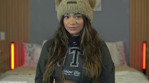 Snapshot of ashley_ospino chatting on February 2025 05:01:01 AM Ashley online show from February 2025 05:01:01 AM