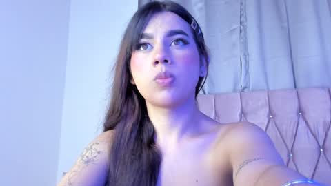 Snapshot of ashley_piinkk chatting on January 2025 04:16:02 AM Ashley online show from January 2025 04:16:02 AM
