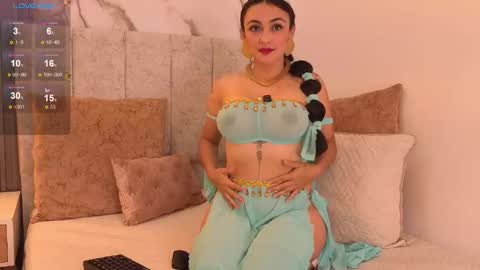 Snapshot of ashley_ruiz_ chatting on October 2025 08:32:01 PM Camila online show from October 2025 08:32:01 PM