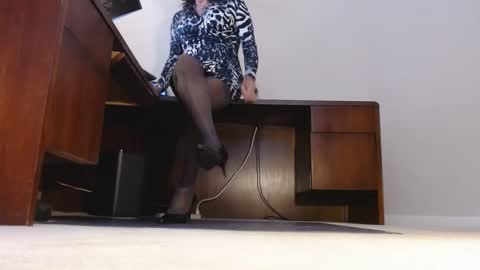 Ashley Ann online show from October 2025 04:27:02 PM