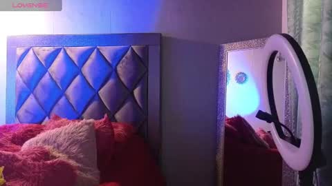 CAMILA online show from September 2025 12:18:01 PM