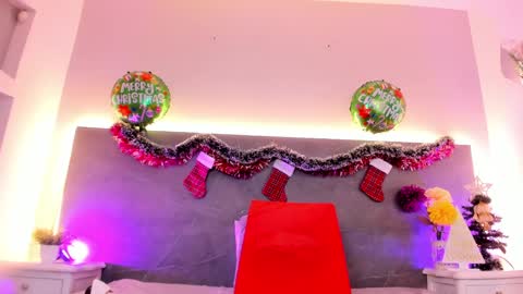 ASHLEY  online show from December 2024 06:37:02 PM