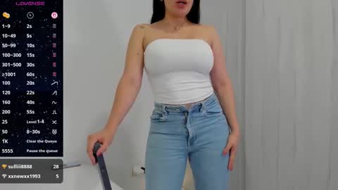 Ashley knight online show from October 2025 01:30:02 AM