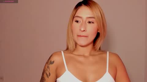 Snapshot of ashleyroys_111 chatting on October 2025 03:57:02 PM dahiana online show from October 2025 03:57:02 PM