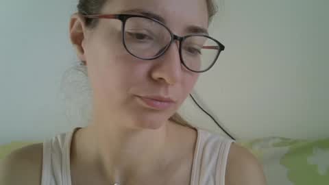 Ashley online show from September 2025 05:33:01 AM