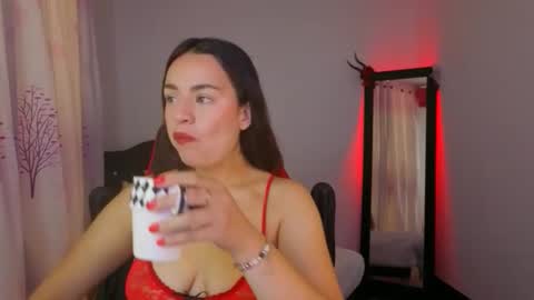 Snapshot of ashleyt1998 chatting on February 2026 01:09:02 PM ASHLEY online show from February 2026 01:09:02 PM