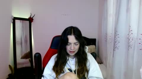 Snapshot of ashleyt1998 chatting on March 2026 02:09:01 PM ASHLEY online show from March 2026 02:09:01 PM