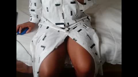 ashleyt255 online show from October 2025 07:38:01 AM