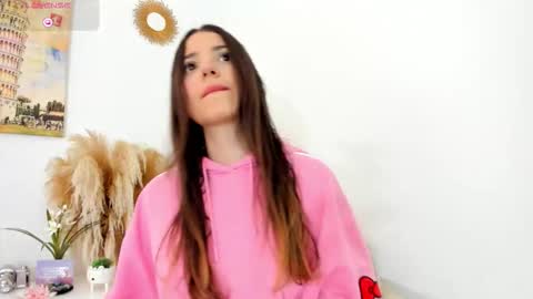 Snapshot of ashleywalkerr chatting on October 2025 06:18:02 PM ashleywalkerr online show from October 2025 06:18:02 PM