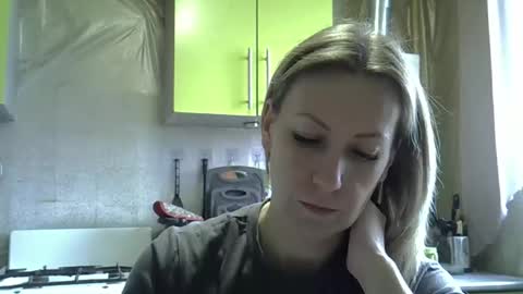 Snapshot of ashleyxhoney chatting on April 2026 06:50:01 AM AshleyXHoney online show from April 2026 06:50:01 AM