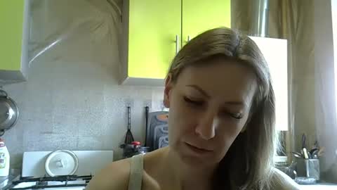 Snapshot of ashleyxhoney chatting on May 2026 06:52:01 AM AshleyXHoney online show from May 2026 06:52:01 AM