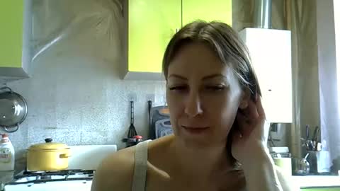 Snapshot of ashleyxhoney chatting on May 2026 07:16:01 AM AshleyXHoney online show from May 2026 07:16:01 AM