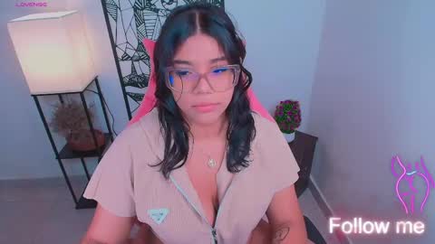 Ashleyy18   online show from May 2026 01:11:02 AM