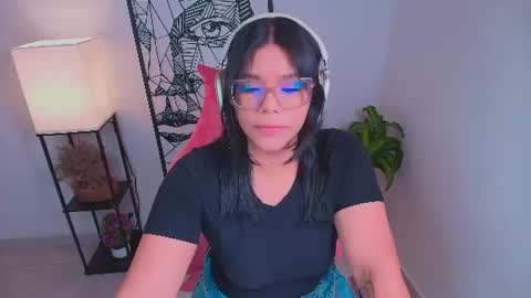 Ashleyy18   online show from June 2026 12:02:02 AM