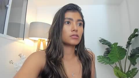 Snapshot of ashllovee_ chatting on January 2025 03:37:02 AM ashllovee online show from January 2025 03:37:02 AM