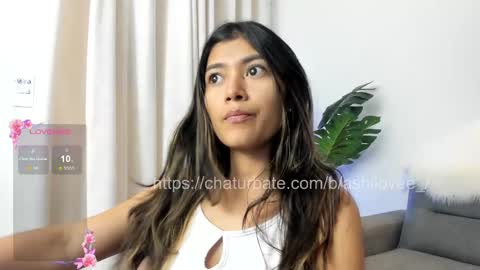 Snapshot of ashllovee_ chatting on February 2025 02:32:02 PM ashllovee online show from February 2025 02:32:02 PM