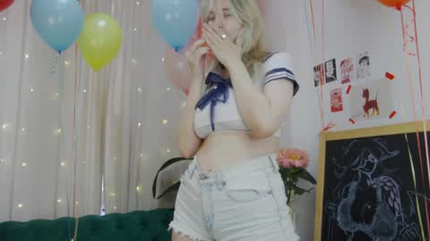 Snapshot of ashly_cherry chatting on April 2026 11:11:02 AM ashly_cherry online show from April 2026 11:11:02 AM