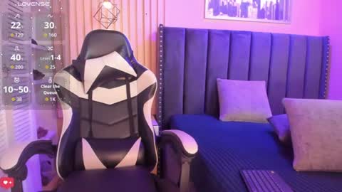 ashlye_miller_ online show from June 2026 07:41:02 PM