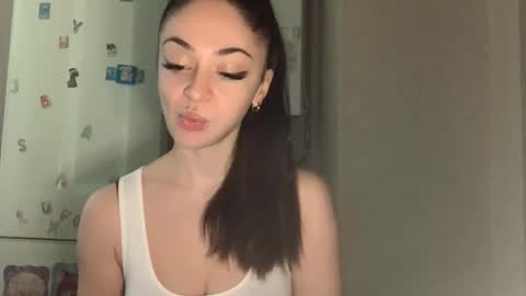 Snapshot of ashlynehush chatting on October 2025 08:07:01 AM Lera online show from October 2025 08:07:01 AM