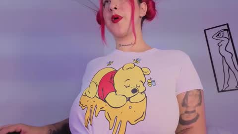 Ashly  online show from October 2025 06:51:02 PM