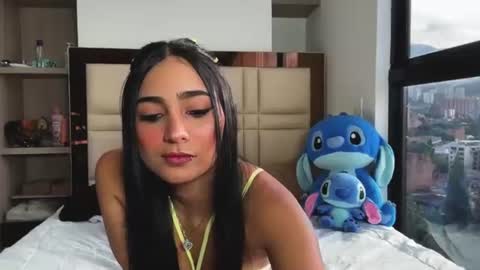 Ashly Rouxx online show from June 2026 09:57:02 PM