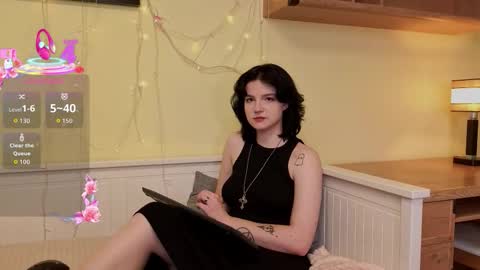 Kristine online show from November 2025 07:10:01 AM