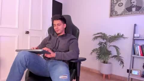 my name real is camilo online show from October 2025 03:18:02 AM