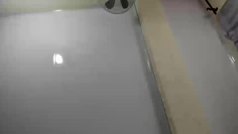 Camila online show from October 2025 06:09:01 PM