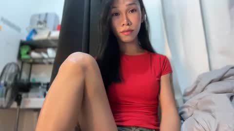 Snapshot of asian_aki chatting on April 2026 01:05:02 PM Marj online show from April 2026 01:05:02 PM